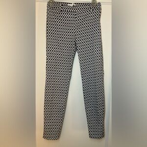 H&M Women’s Ankle Dress Pants Black And White Pattern Trousers Size 2